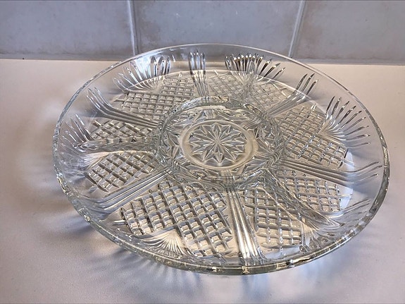 Uuden lasitarjoilulautanen 30 cm