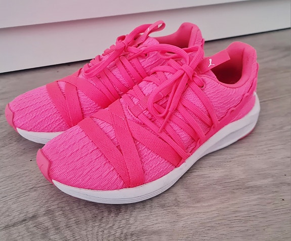 Puma pinkit juoksukengät / lenkkarit koko 36