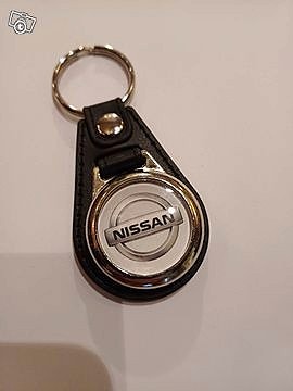 Nissan avaimenperä