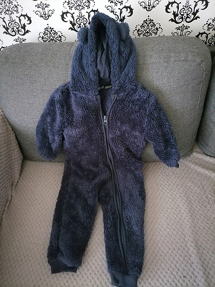 Product image 1 of 2