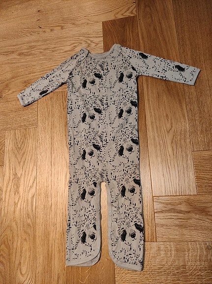 Iglo + Indi yöpuku / oloasu 56 / 62 uusi