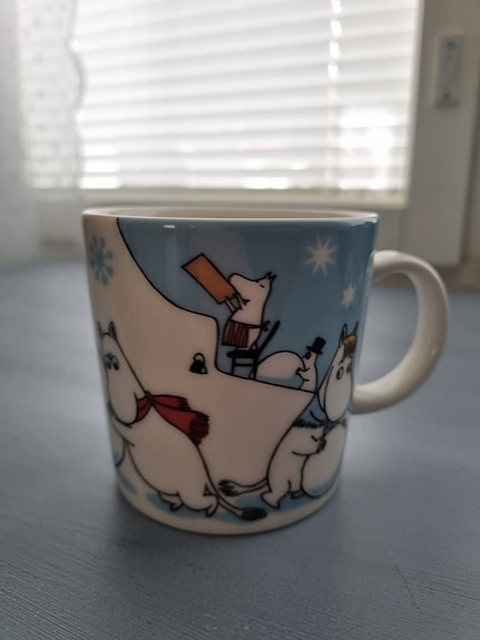 Muumimuki lumileikkejä