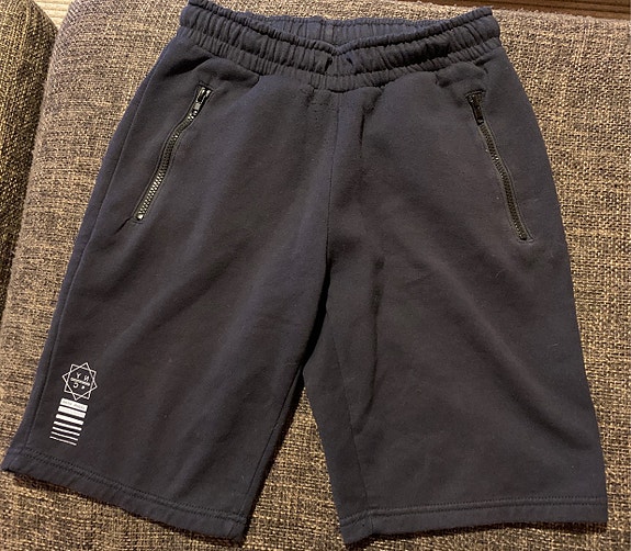 College shortsit 160