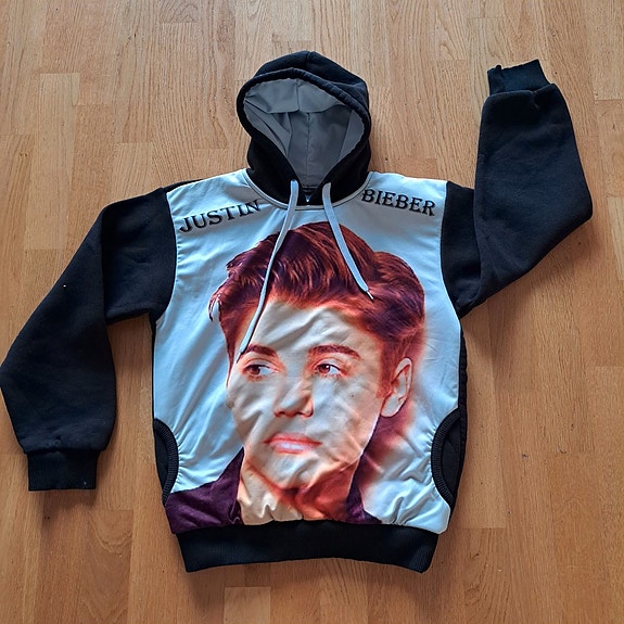 Justin Bieber huppari