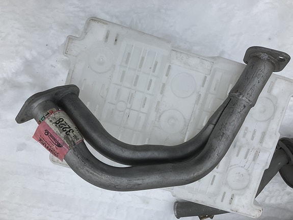 Nissan Bluebird U11 1.8 Etuputki 83-88