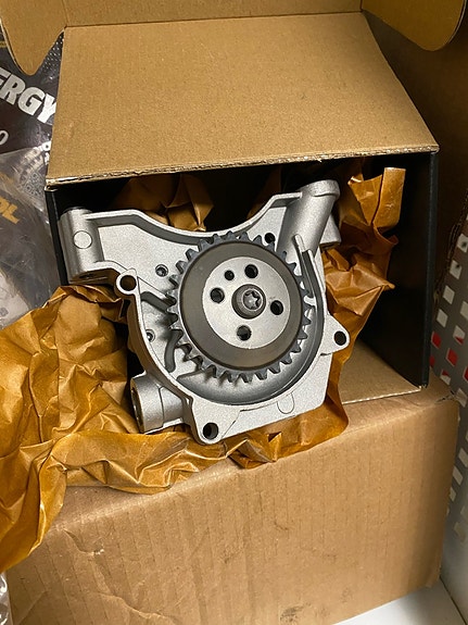 Oil pump