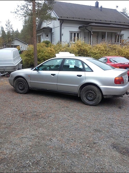 Audi A4 B5 1.8, osina