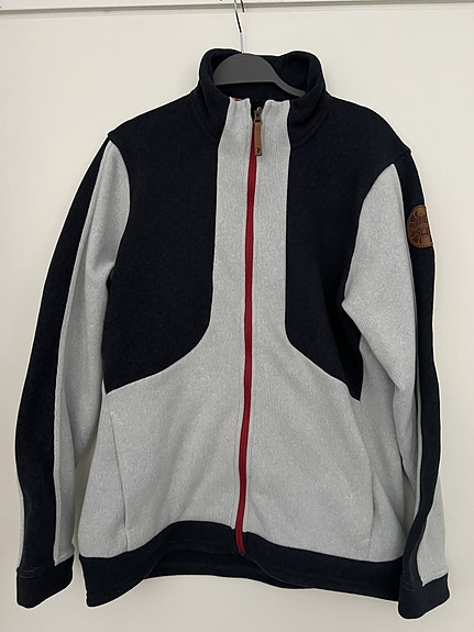 PEAK PERFORMANCE FLEECE