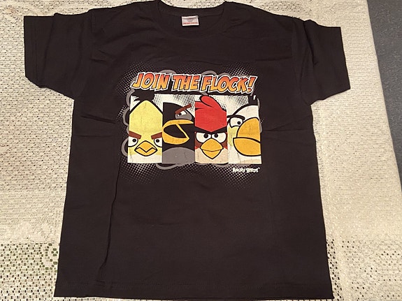 UUSI Angry Birds t-paita
