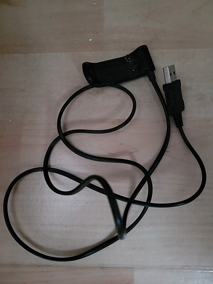 Garmin 610 latauskaapeli