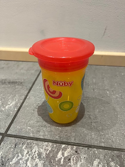 Nuby harjoitusjuomamuki 300 ml