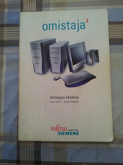 Fujitsu Siemens tietokoneen käsikirja