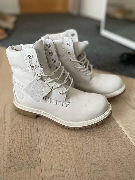 Uudet Timberland naisten kengät, koko 38