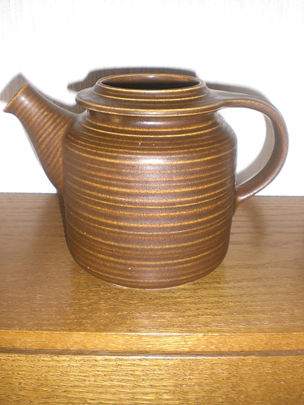 Arabia Kaarna teekannu korkeus 17cm