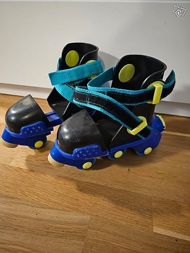 Lasten säädettävät rullaluistimet (17-23 cm)