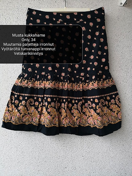 Only musta kellohame paljeteilla xs