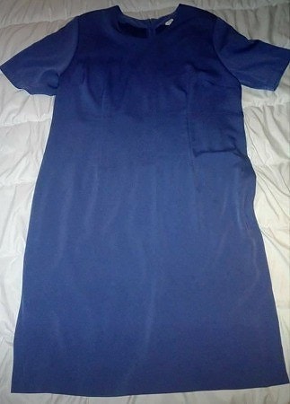 Violetti mekko c46
