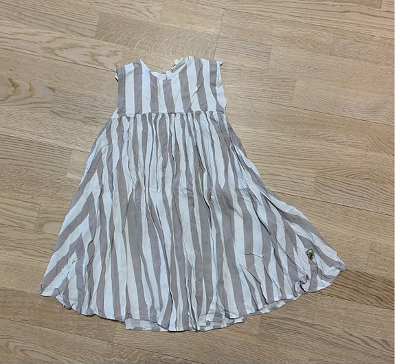 Pomp de lux mekko 98/104cm