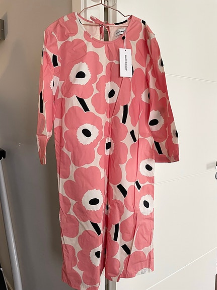 Uusi Marimekko mekko 36