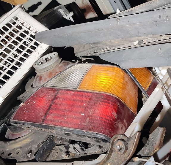 Vw Golf mk2 takavaloja 30€ kaikki kerralla
