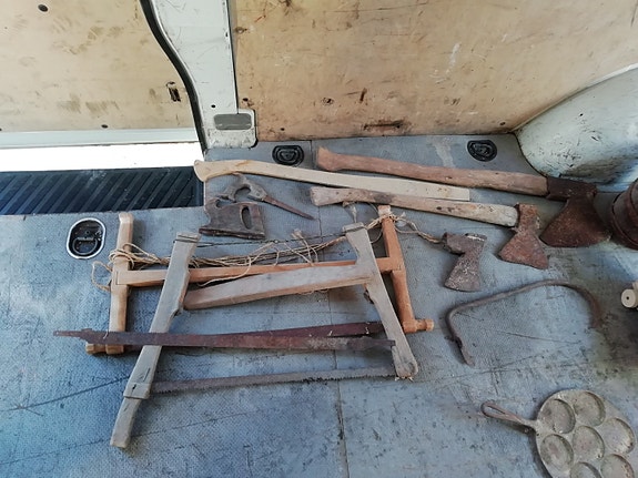 Product image 1 of 3