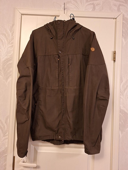 FJÄLLRÄVEN Takki ja housut