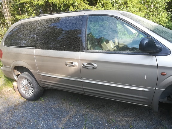 Chrysler Grand Voyager 4WD 3.3 2002