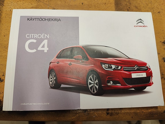 Citroen C4 käyttöohjekirja