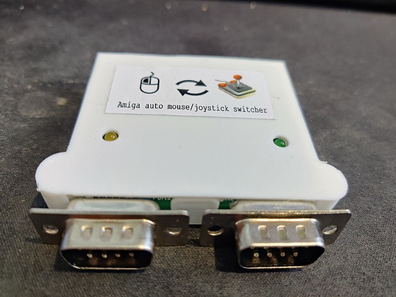 Commodore Amiga Automatic Joystick / Mouse Switcher