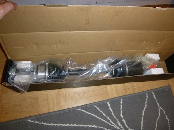 UUSI Vetoakseli (vasen) - Honda Accord 7 (2003-2007) - Ridex 13D0513