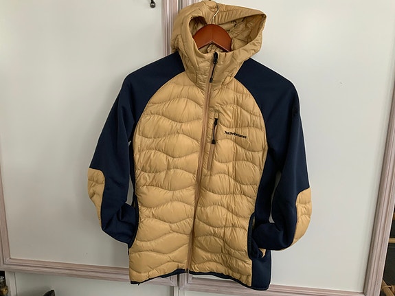 Peak Performance hybrid Down hood (M)
