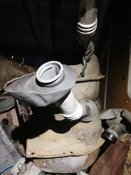 Volvo 240 bensa tankki