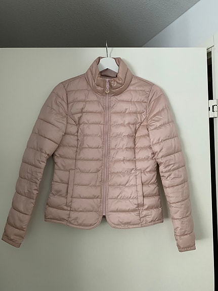 Only vaaleanpunainen kevyt takki / talvitakk / toppatakki, koko XS