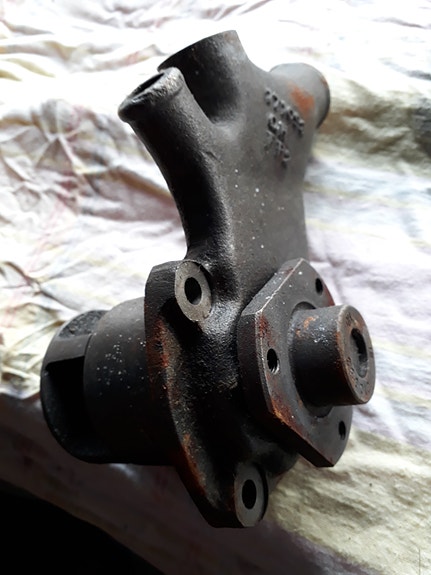 Austin Maxi vesipumppu