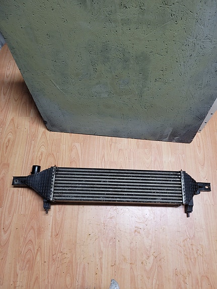 Nissan qashqai j10 1.6dci välijäähdytin