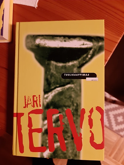 Jari Tervo:Tuulikaappimaa