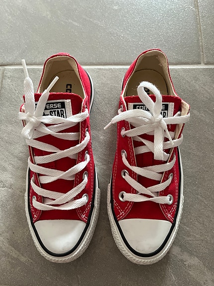 Converse, 36