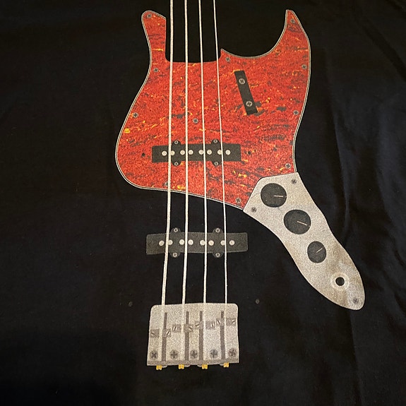 T-paita Jazz bass printillä