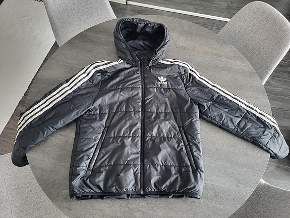 Adidas toppatakki koko 164