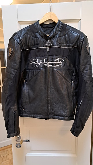 Product image 1 of 7