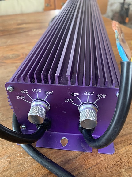 Digitaalinen virtalähde lumatek twin 250w-600w