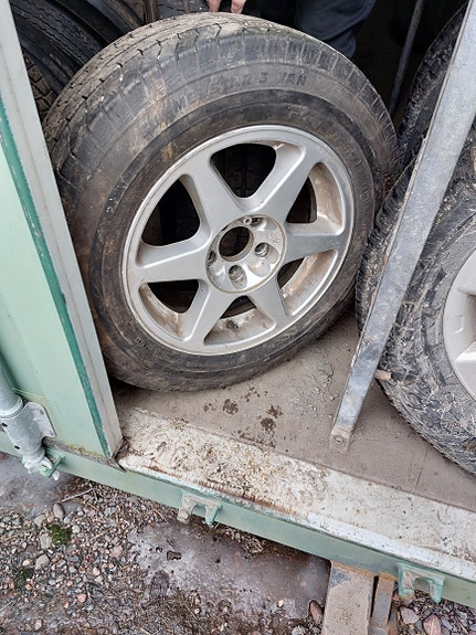 Kesärenkaat Chevrolet voyager 2 kpl