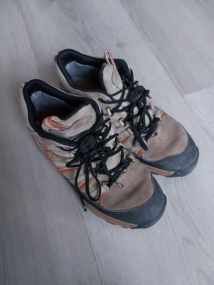 Nahkaiset Goretex-kengät, 36