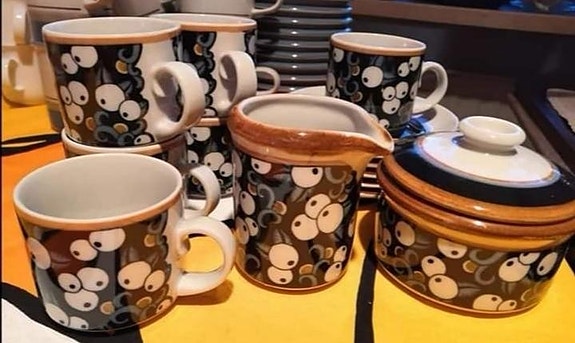 Arabian Mustikka kahvikupit + Sokerikko + Kermakko