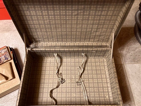 Product image 1 of 4