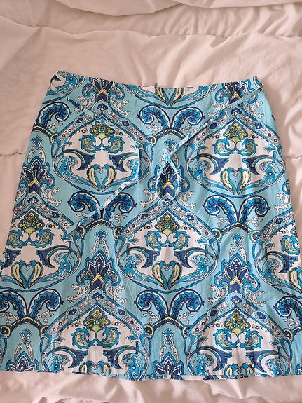 Kuviollinen hame koko 44