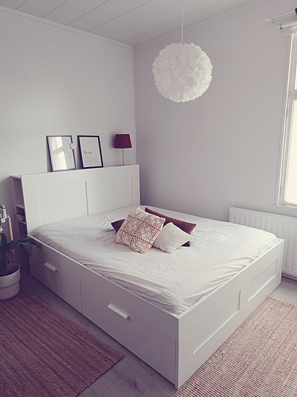 Brimnes Ikea sänky 160 x 200