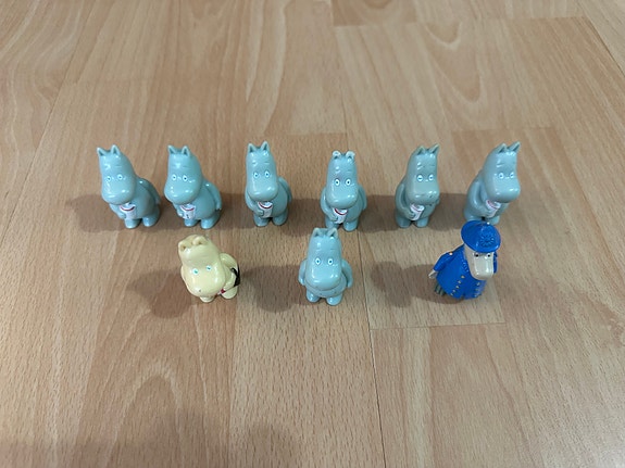 9kpl Muumi figuureita