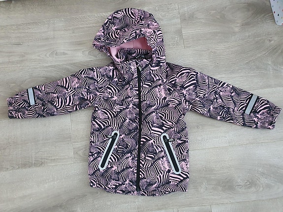 Kappahl softshell takki koossa 110