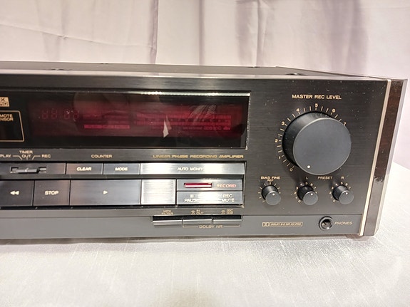 TEAC V-680 3ヘッド動作品 Teac V-680 3-Head kasettisoitin | Tori